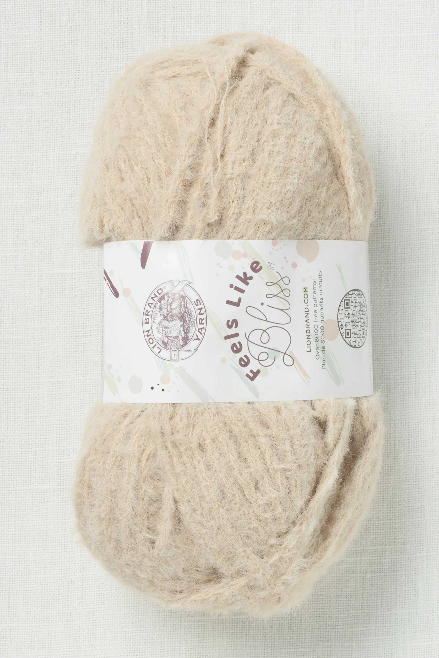 Lion Brand Feels Like Bliss 099Y Sand Dollar