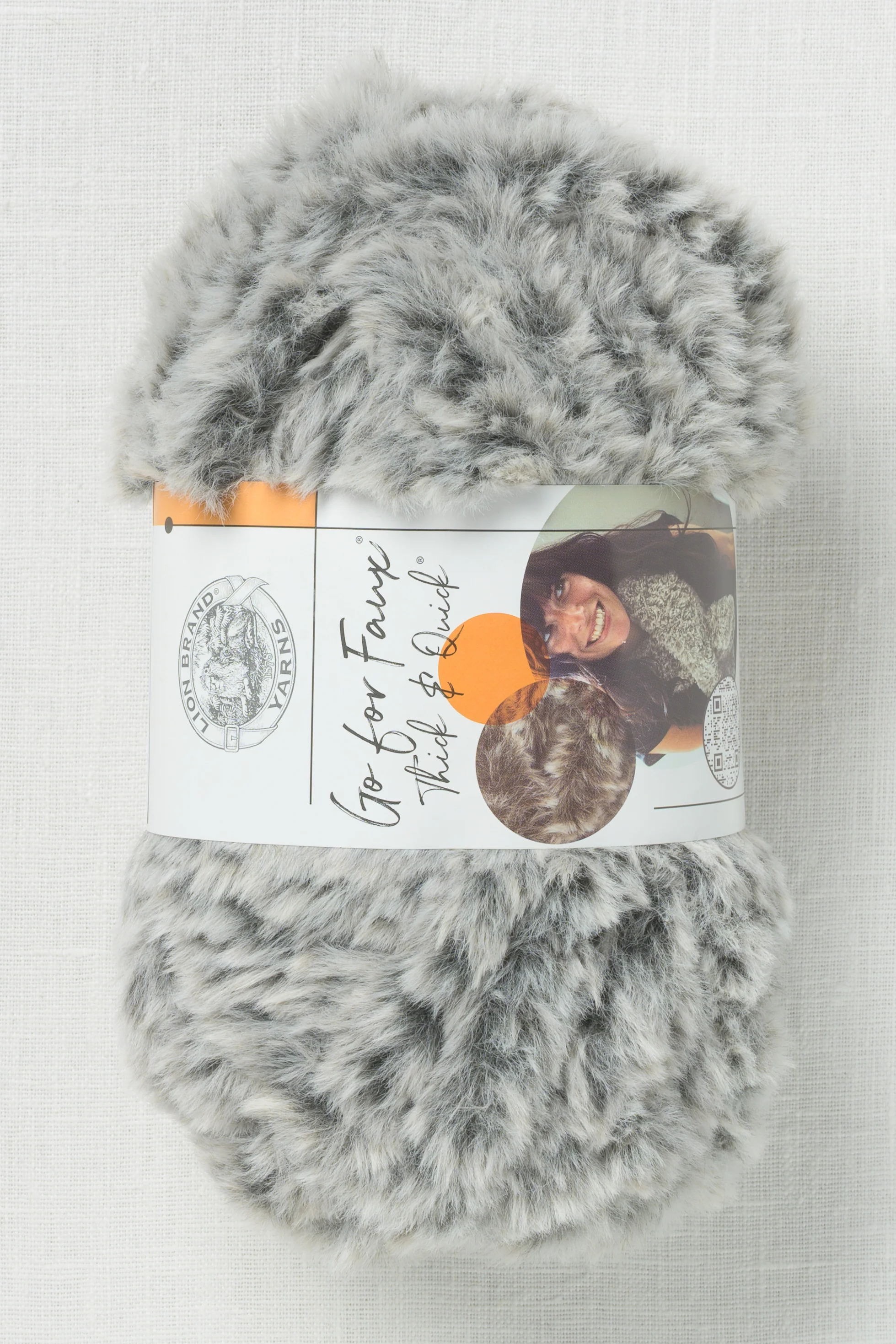 Lion Brand Go For Faux Thick & Quick 200BQ Mink