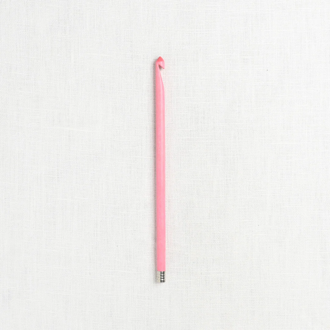 Lykke Blush 6" Crochet Hook Set, Fuchsia Denim Case - Image 4