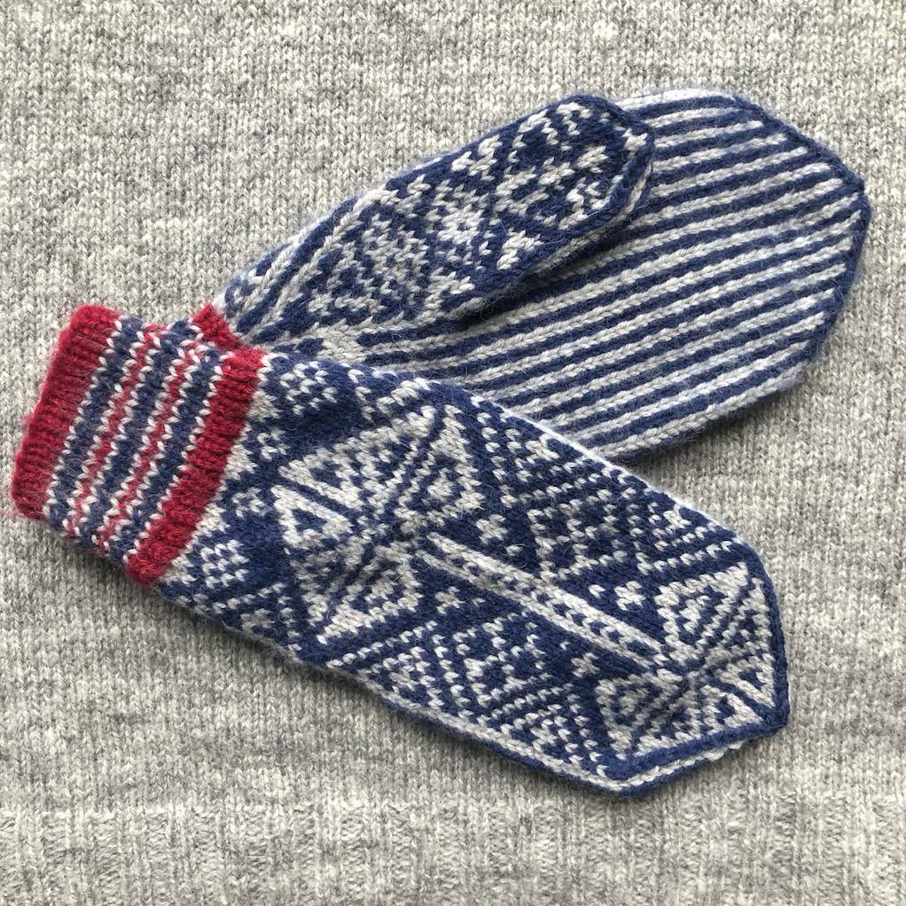 Lykke Mittens by Arne & Carlos - Image 2