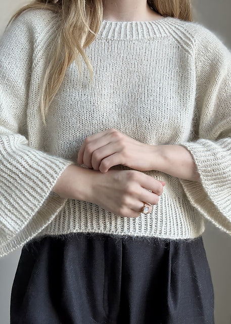 lyra blouse by aegyoknit, by Karoline Skovgaard Bentsen - Image 5