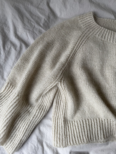 lyra blouse by aegyoknit, by Karoline Skovgaard Bentsen - Image 7