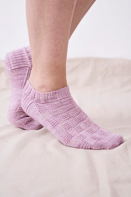 Malabrigo Book 21: Socks: Ultimate Collection - Image 5