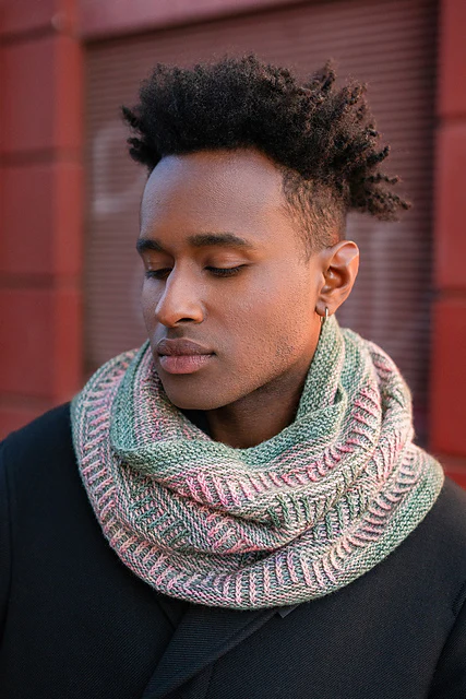 Melody Cowl by Susana Lobos Garcia - Image 5