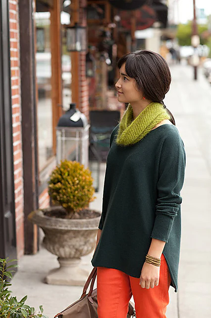 Moebius Cowl by Churchmouse Yarns and Teas - Image 4