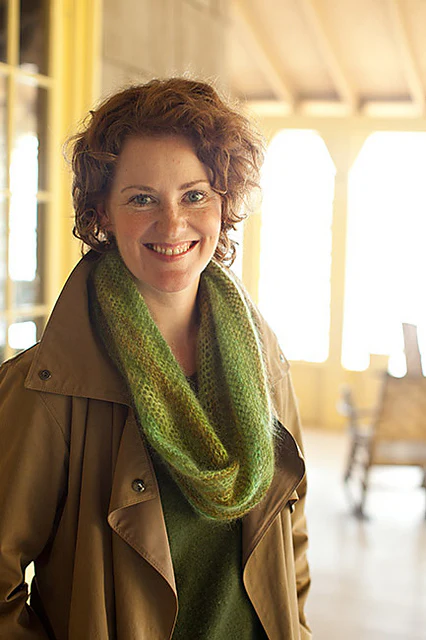 Moebius Cowl by Churchmouse Yarns and Teas - Image 5