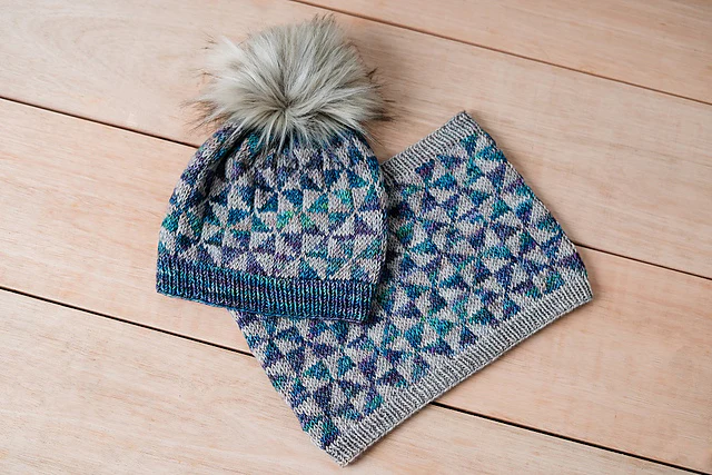 Molino Cowl by Kristel Nieves - Image 8
