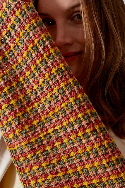 Montaj Scarf by Catherine Salter Bayar - Image 2