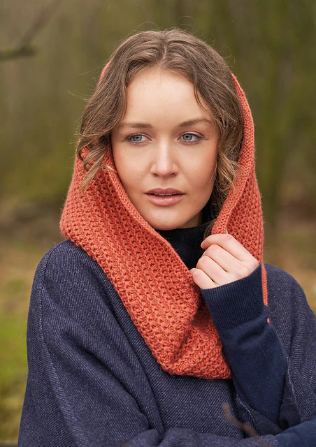 Nina Cowl by Lisa Richardson - Image 2