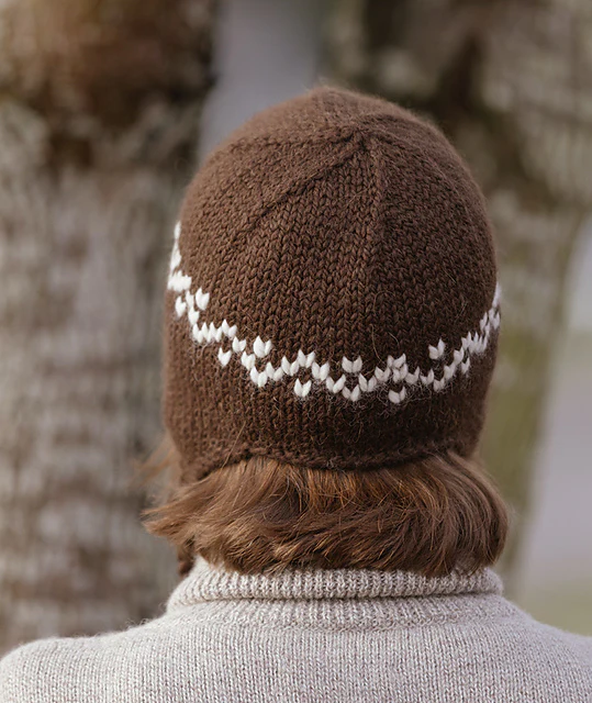 Northward Cap by Churchmouse Yarns & Teas - Image 5