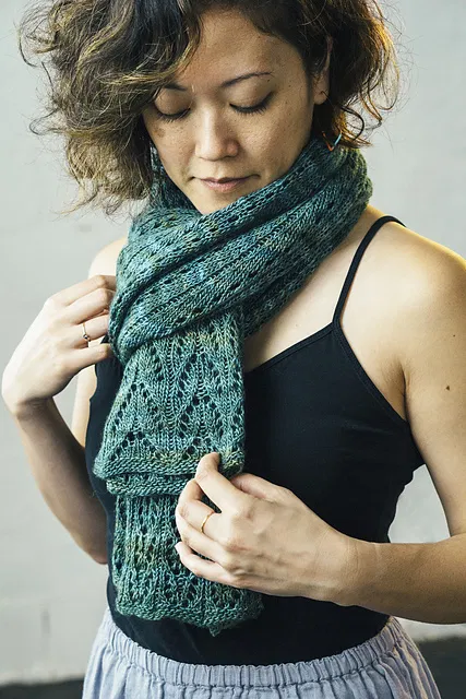 Ombu Stole by Susanna IC - Image 5