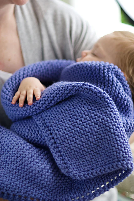 Picot-Edge Baby Blanket & Washcloth by Churchmouse Yarns and Teas - Image 2