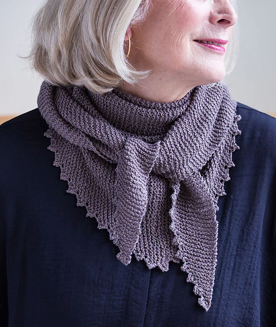 Pinking Shears Scarf by Churchmouse Yarns and Teas - Image 2