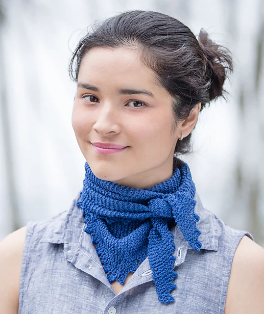 Pinking Shears Scarf by Churchmouse Yarns and Teas - Image 3