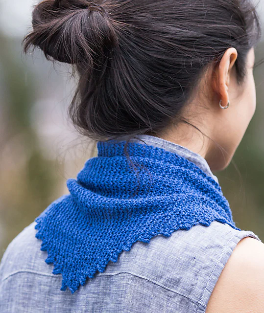 Pinking Shears Scarf by Churchmouse Yarns and Teas - Image 4