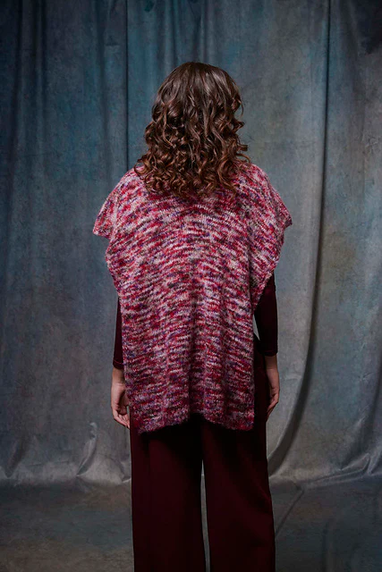 Katja Poncho PTO-064_04 Lang Yarns - Image 3