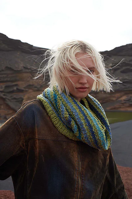 Cowl Jael by LANGYARNS SWITZERLAND - Image 2