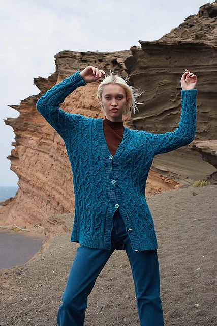 Cardigan Jemima by LANGYARNS SWITZERLAND - Image 3