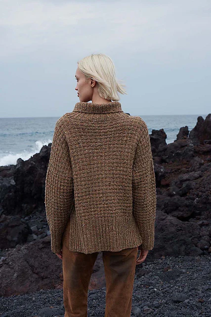 Sweater Jana by LANGYARNS SWITZERLAND - Image 3
