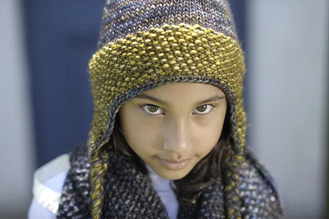 Raindrops Hat and Scarf by Elena Nodel - Image 3