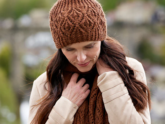 Redmire Lace Hat & Scarf by Sarah Hatton - Image 2