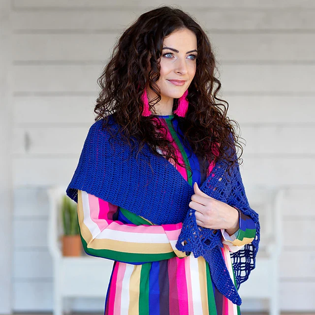 Runswick Shawl by Anna Nikipirowicz - Image 7