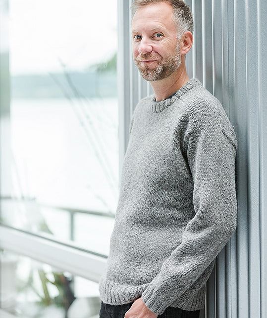 Saddle-Shoulder Men's Pullover by Churchmouse Yarns and Teas - Image 3