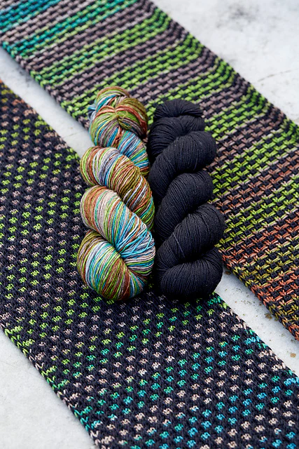 Saman Scarf by Catherine Salter Bayar - Image 3