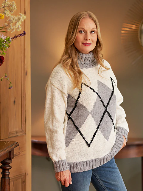 Samantha Women's Argyle Jumper by Jenny Watson - Image 5