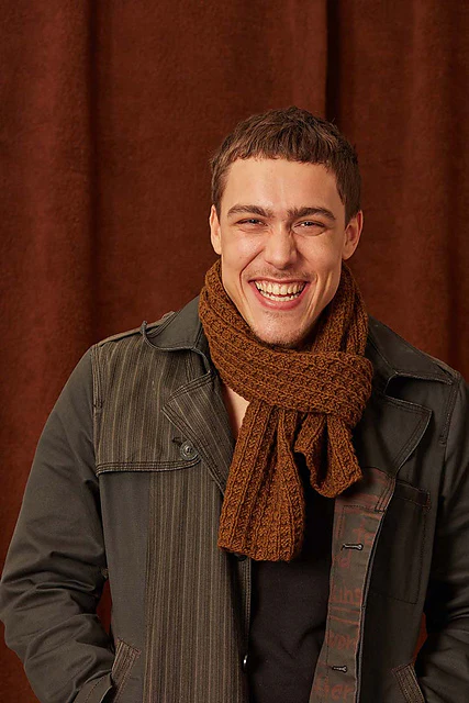 Scarf Ed by LANGYARNS SWITZERLAND - Image 2