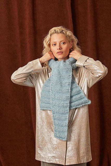 Scarf Kiowa by LANGYARNS SWITZERLAND - Image 3