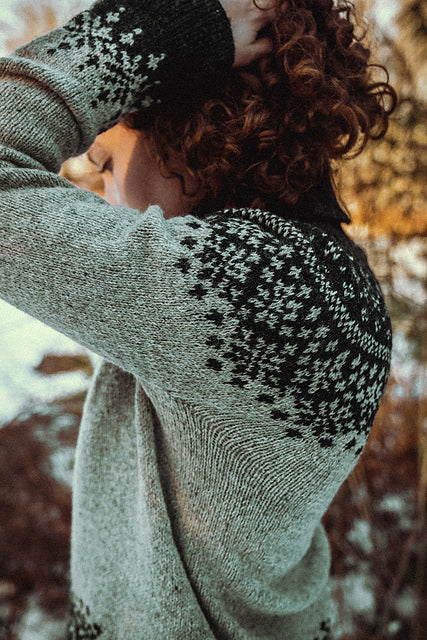 Schneeflocken by Sarah Solomon – Into the Wool - Image 6