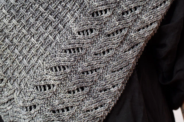Sepet Shawl by Catherine Salter Bayar - Image 4