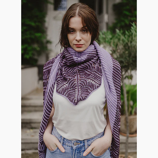 Shawl Visteria by Julia-Maria Hegenbart - Image 4