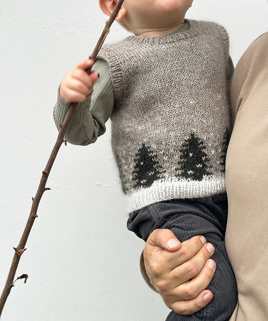 Snow Vest by Pernille Larsen - Image 3
