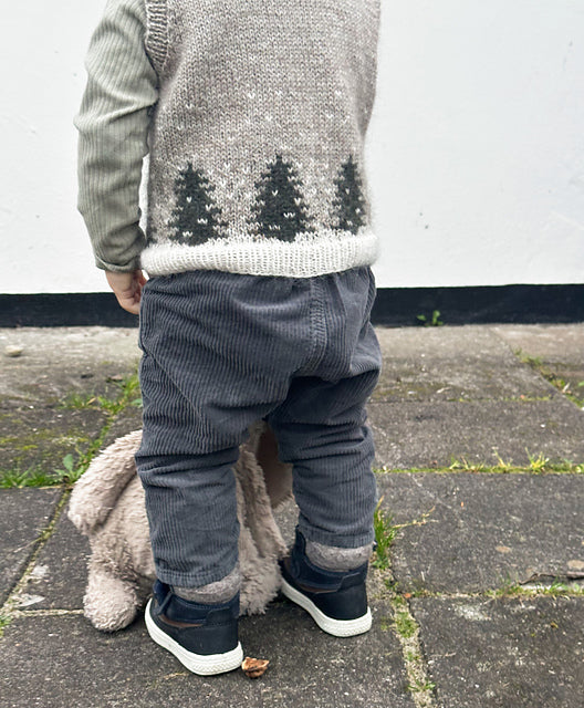 Snow Vest by Pernille Larsen - Image 4