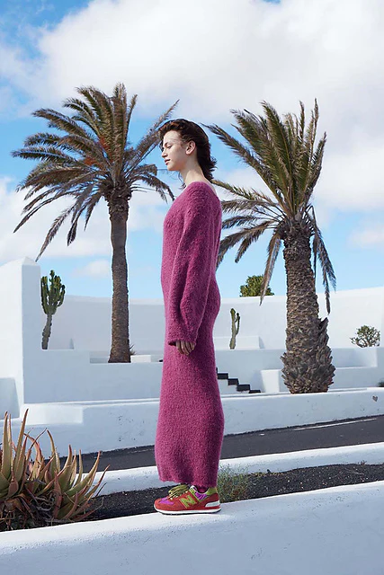 Soft Embrace by WOOLADDICTS Design Team - Image 5