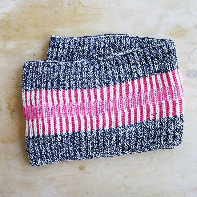 Sync Cowl by Andrea Mowry - Image 2