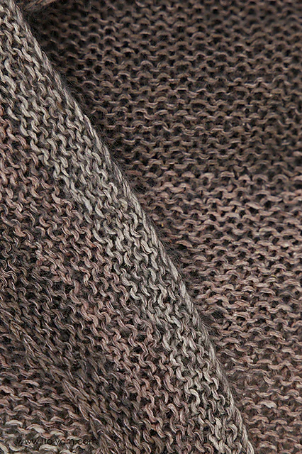 TENDO II Triangular Shawl by ITO Yarn & Design - Image 8