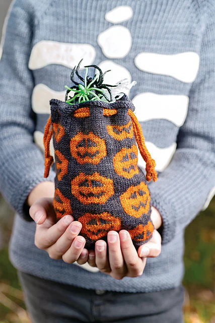 The Nightmare Before Christmas: The Official Knitting Guide by Tanis Gray - Image 7