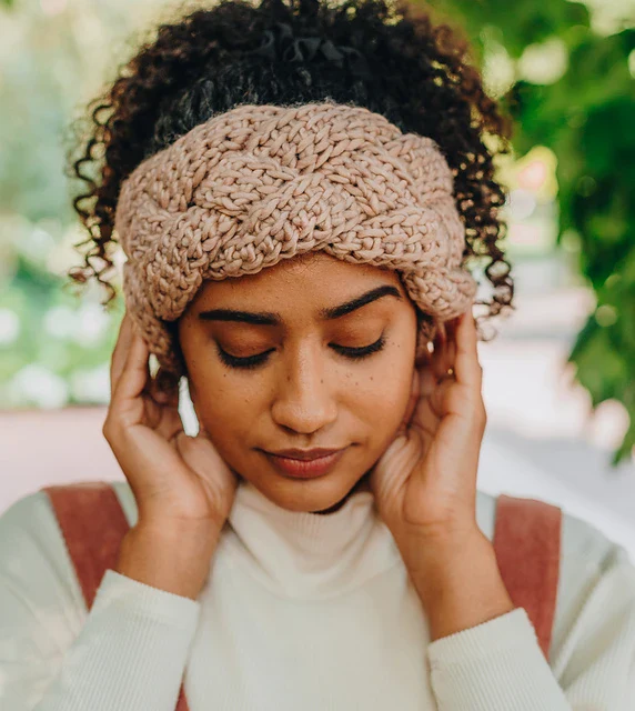 The Tunisian Crochet Handbook: A Beginner's Guide by Toni Lipsey - Image 8
