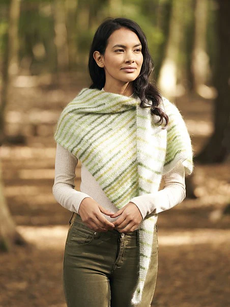 Triangular Shawl by Florence Spurling