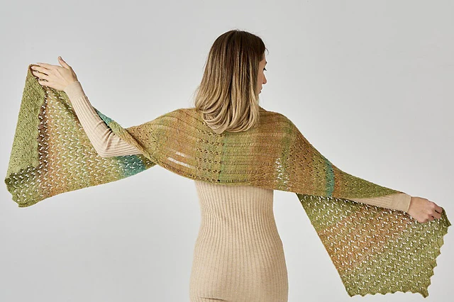 Triton Shawl by Catherine Salter Bayar - Image 3