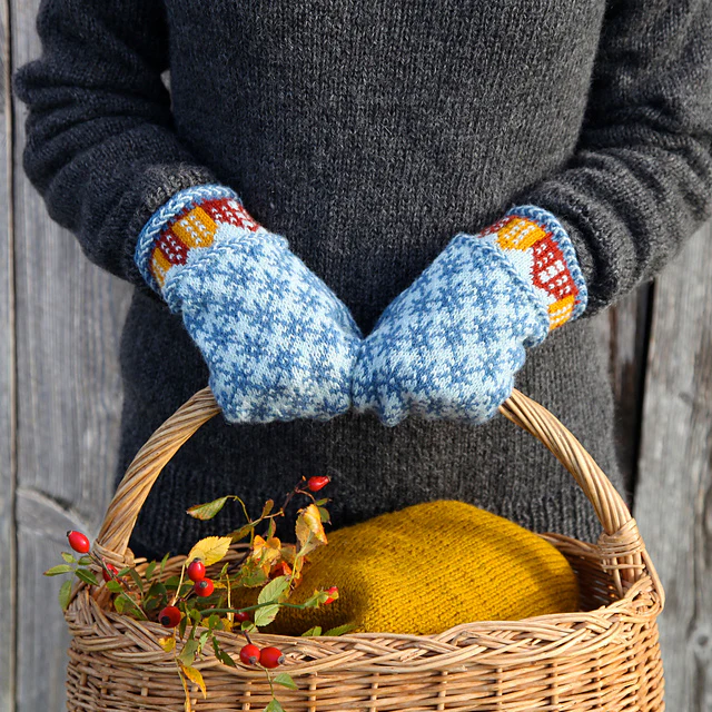 Trondheim Mittens by Sofia Capelle - Image 3