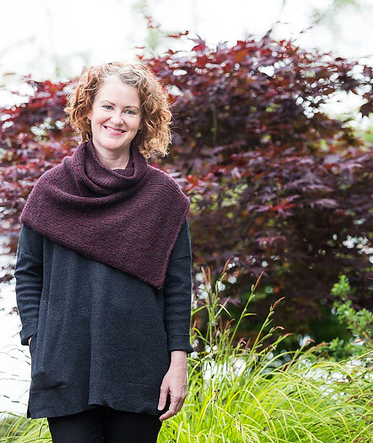 Two-Point Cowl by Churchmouse Yarns and Teas - Image 2