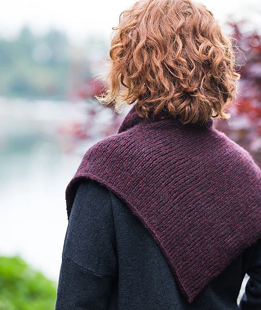 Two-Point Cowl by Churchmouse Yarns and Teas - Image 3