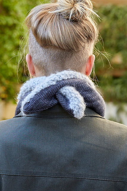 Twofold Bandana by Nina Holubcova - Image 2