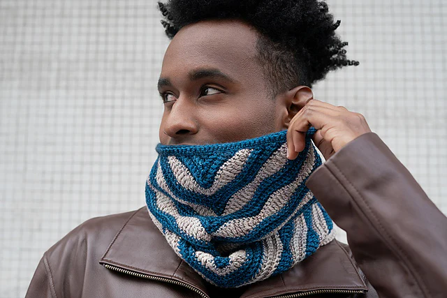Wave Cowl by Elena Fedotova - Image 6