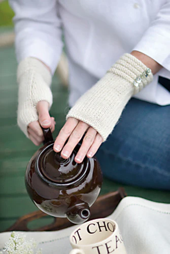 Welted Fingerless Gloves by Kit Hutchin - Image 2