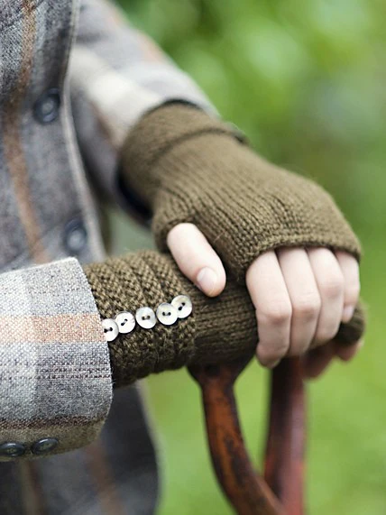 Welted Fingerless Gloves by Kit Hutchin - Image 3